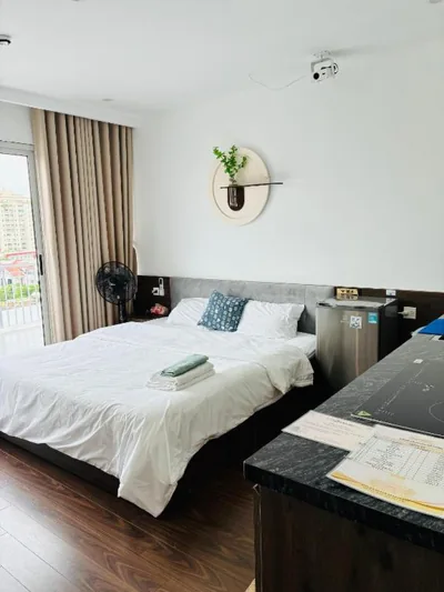 Deluxe Double Room with Balcony — Sky villas with large balcony